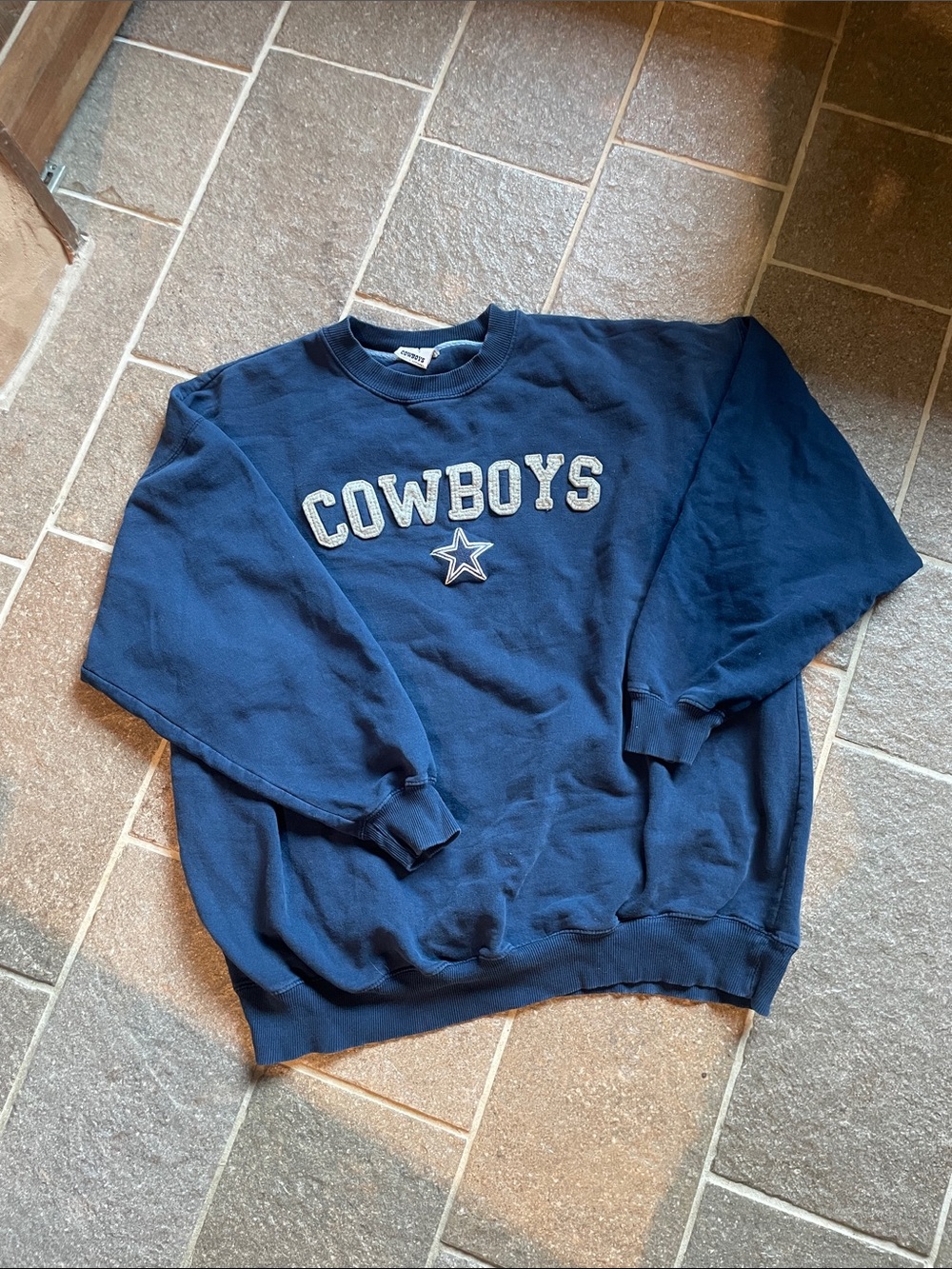 Cowboys Navy Pullover Sweatshirt with Team Star